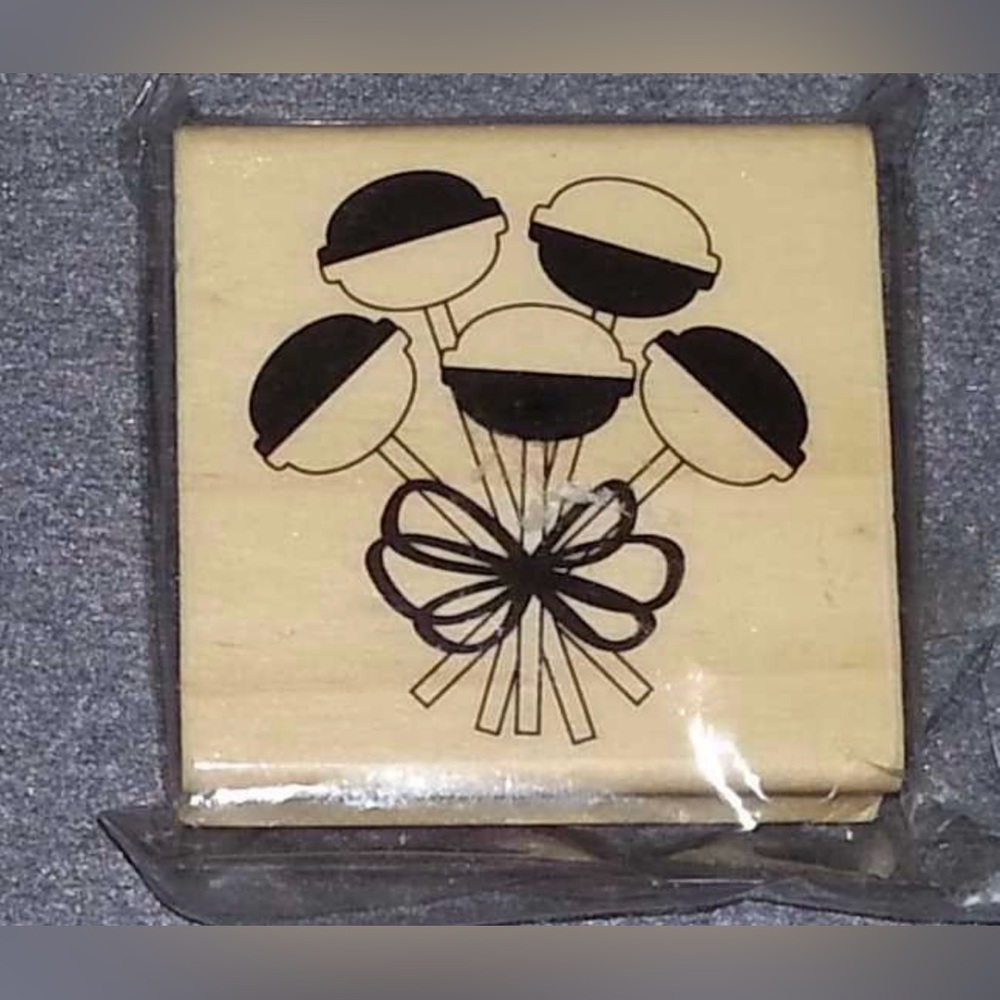 $2🍭Michaels Black and Tan Balloon Favors Stamp🍭NEW🍭$1 WITH ANY $10 ORDER OR MOR
